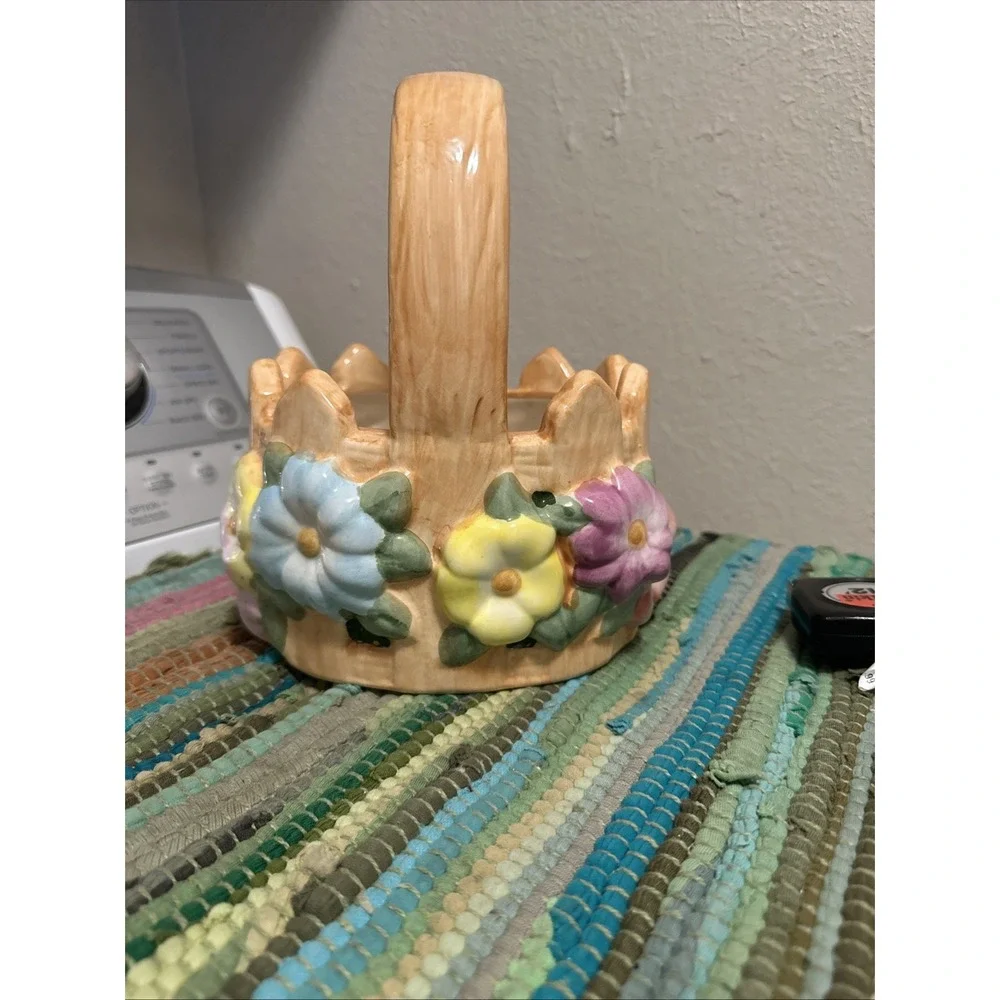 Teleflora Ceramic Picket Fence Basket with Flowers Spring Easter Decor Pastels‎